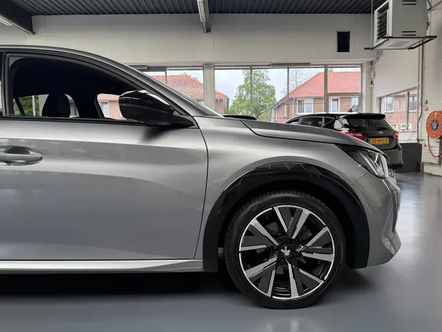 Peugeot 208 1.2 PureTech GT-Line |NAP| 2020 Benzine 7