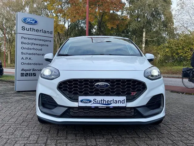 Ford Fiesta 1.5 Ecoboost ST-X 2023 Benzine 6