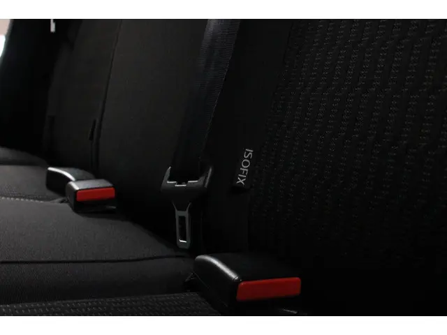 Peugeot 208 1.2 PureTech Style Pack Plus 2015 Benzine 30
