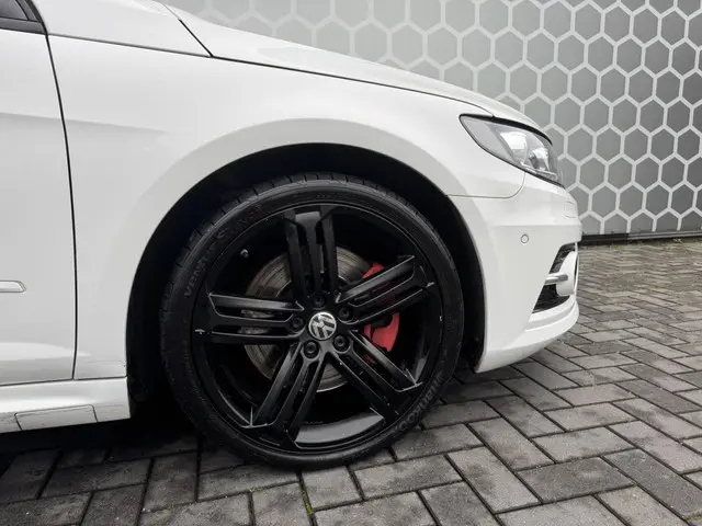 Volkswagen CC 3.6 V6 4Motion 2015 Benzine 42