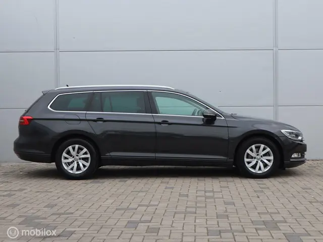 Volkswagen Passat Variant 1.6 TDI Highline 2018 Diesel 10
