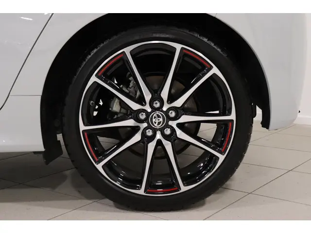 Toyota Yaris 1.5 Hybrid GR Sport, 2023 Hybride Benzine 22