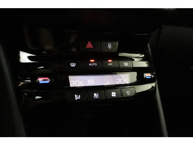 Peugeot 2008 1.2 PureTech GT-line 2018 Benzine 22