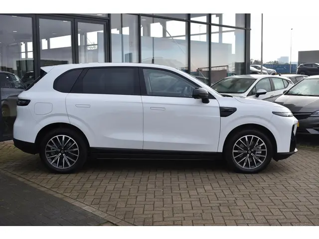 Leapmotor B10 Design ProMax 67.1 kWh 2026 Elektrisch 3