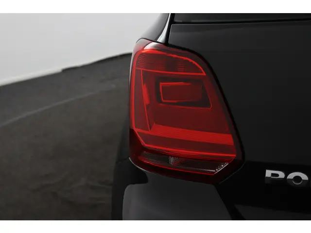 Volkswagen Polo 1.0 2014 Benzine 32