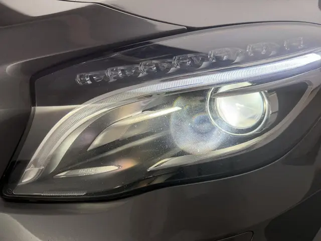 Mercedes-Benz GLA 200 Ambition 2014 Benzine 24