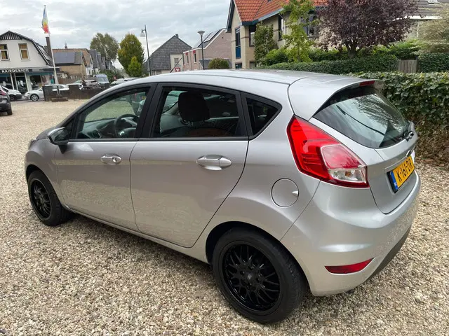 Ford Fiesta 1.25 2015 Benzine 20