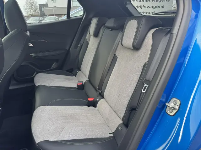 Peugeot e-2008 EV Allure 50 kWh 2020 Elektrisch 9