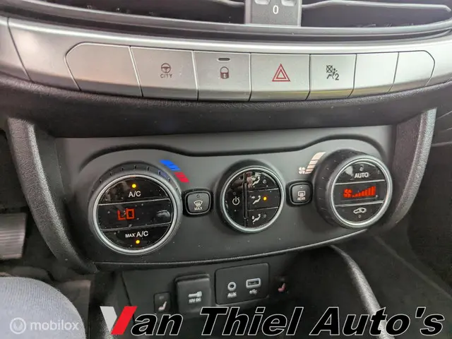 Fiat Tipo 1.4 16v Lounge navi 2018 Benzine 25