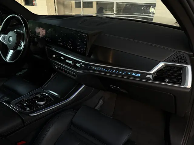 BMW X5 xDrive50e M SPORT 2023 Hybride Benzine 6