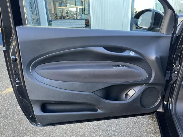 Fiat 500e 42 kWh 2023 Elektrisch 9