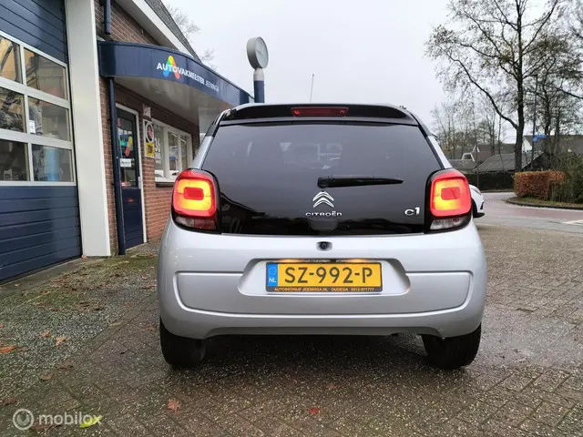 Citroën C1 1.0 e-VTi Shine 2018 Benzine 4