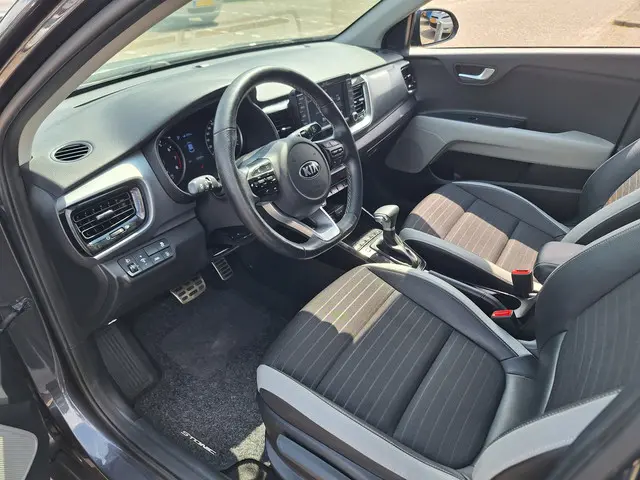 Kia Stonic 1.0 T-GDi DynamicLine 2020 Benzine 9