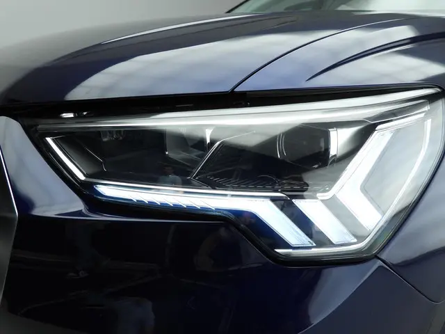 Audi Q3 35 TFSI Business Edition 2020 Benzine 27