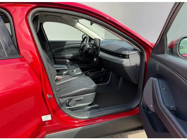 Ford Mustang Mach-E RWD 75 kWh | SOH 92% 2021 Elektrisch 18