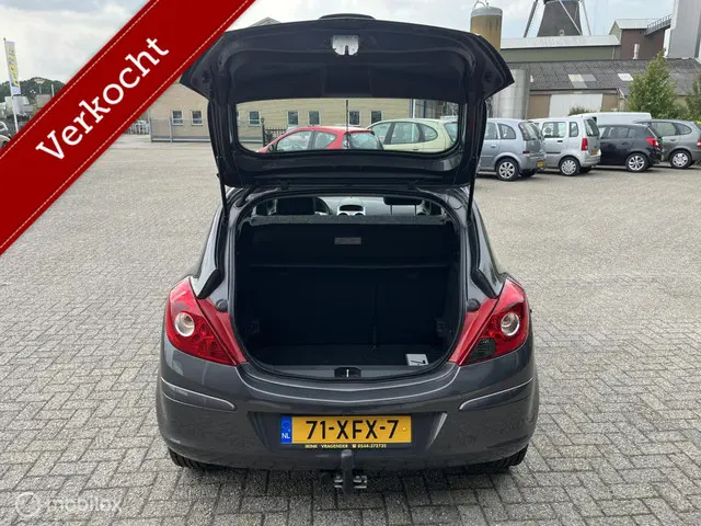 Opel Corsa 1.4-16V Cosmo | Trekhaak 2012 Benzine 15