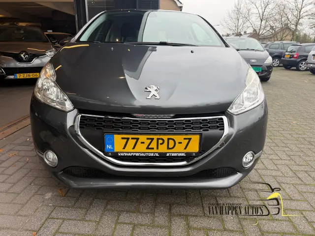 Peugeot 208 1.2 VTi Envy / apk 12-2026 2013 Benzine 5