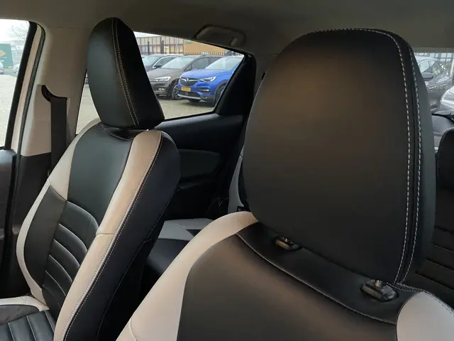 Toyota Yaris 1.5 Hybrid Dynamic 2019 Hybride Benzine 14