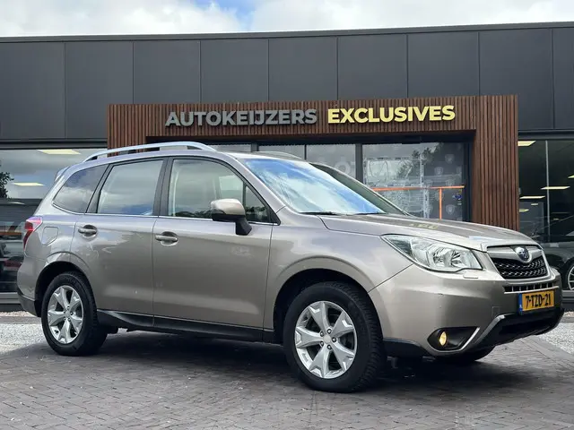Subaru Forester 2.0 Luxury Plus 2014 Benzine