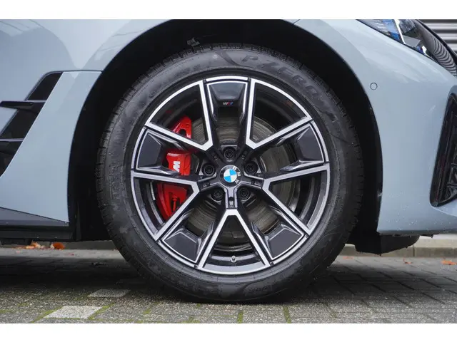 BMW i4 eDrive35 2025 Elektrisch 6