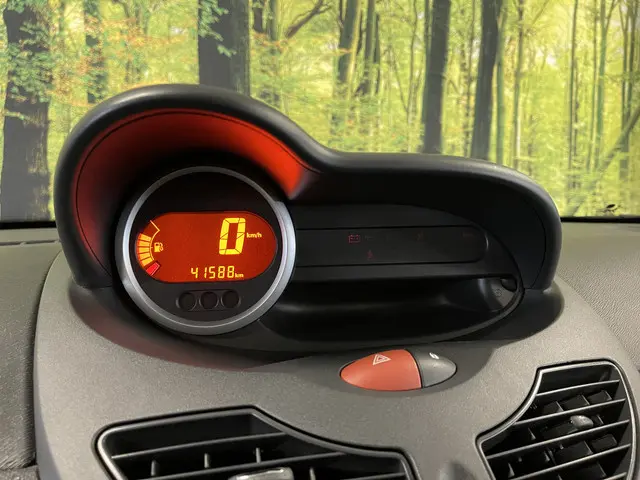 Renault Twingo 1.2 16V Parisienne 2013 Benzine 10