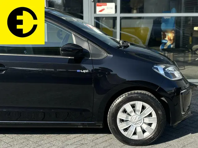Volkswagen e-up! | Stoelverwarming | Camera 2020 Elektrisch 31