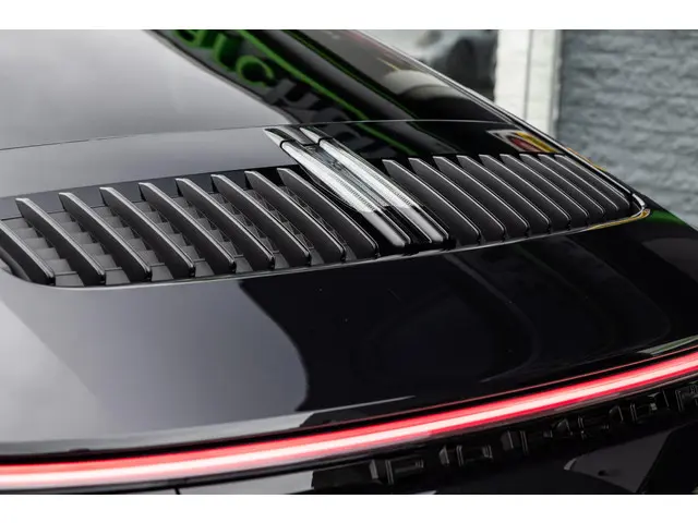Porsche 911 3.0 Carrera 2020 Benzine 29