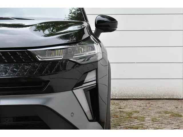 Renault Captur esprit Alpine 2025 Benzine 10