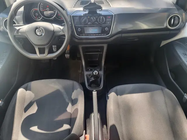 Volkswagen up! 1.0 BMT move up! 2019 Benzine 7