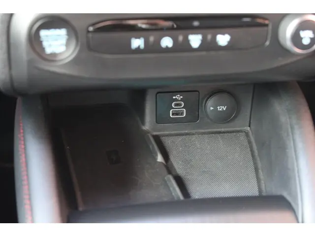 Ford Focus Wagon 1.5 EcoBlue ST Line X 2024 Diesel 26