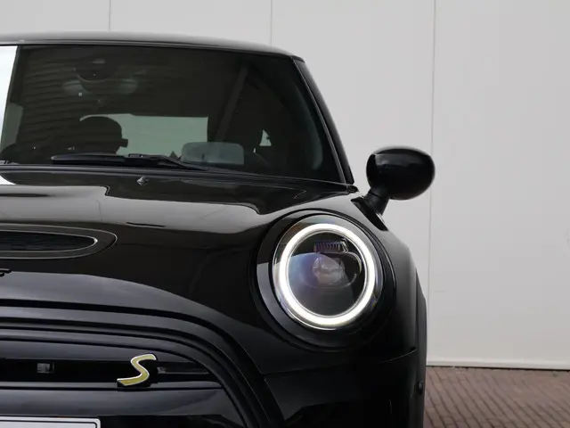MINI Electric Mini Essential 33 kWh 2021 Elektrisch 3