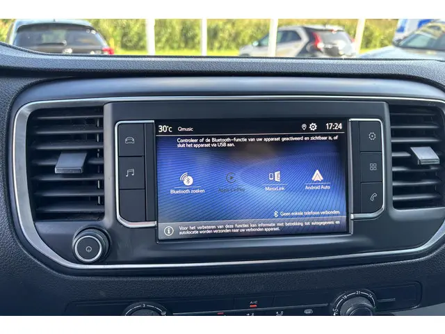 Toyota ProAce Worker 2.0 D-4D Live 2023 Diesel 23