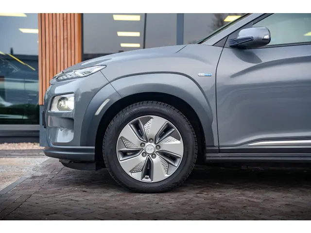 Hyundai Kona EV Comfort 64 kWh 2019 Elektrisch 12