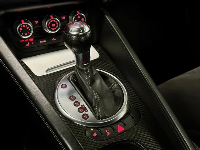 Audi TT 2.5 T TT RS Plus Pro Line 2012 Benzine 20