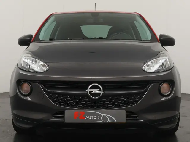 Opel ADAM 1.4 Turbo S 150pk 2015 Benzine 8