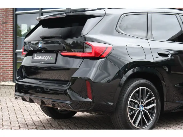 BMW X1 xDrive25e M-Sport 2023 Hybride Benzine 22