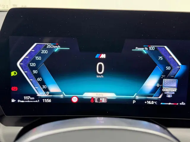 BMW 1 Serie 120 M Sport Design Edition 2024 Benzine 12