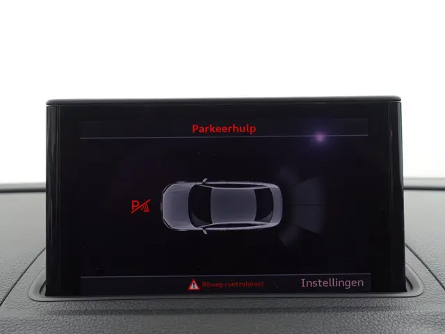 Audi A3 Limousine 1.4 TFSI S-line Aut- 2016 Benzine 10