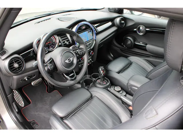 MINI Cooper Mini 2.0 John Works Chili 2018 Benzine 2