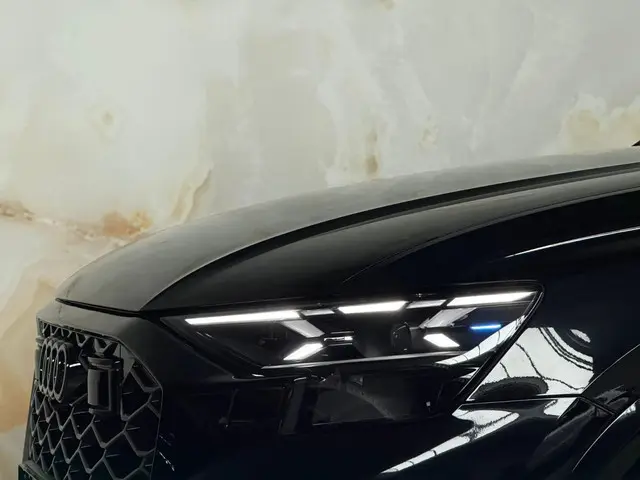 Audi RSQ8 4.0 TFSI Performance 2025 Benzine 11