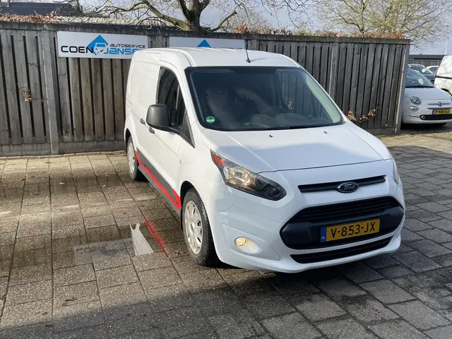 Ford Transit Connect 1.5 TDCI L1 Trend 2017 Diesel 15