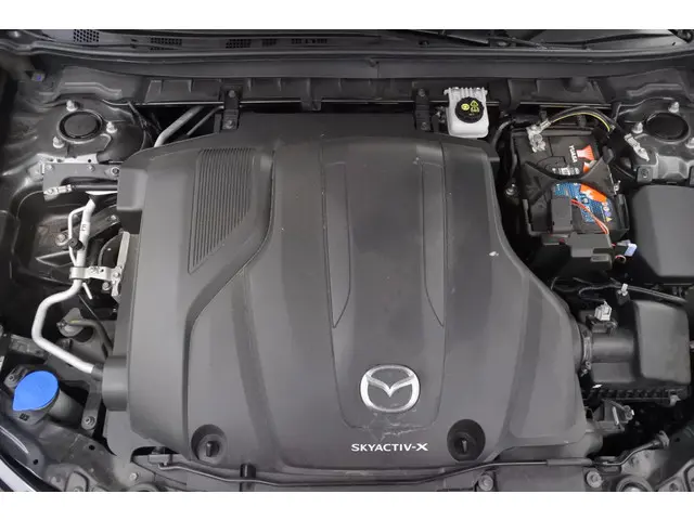 Mazda CX-30 2.0 X 180pk Automaat Luxury 2019 Benzine 35