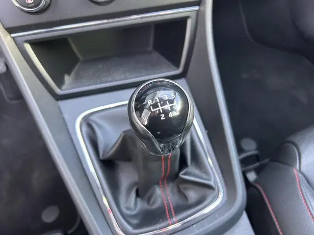 SEAT Leon 1.4 EcoTSI FR 2015 Benzine 18