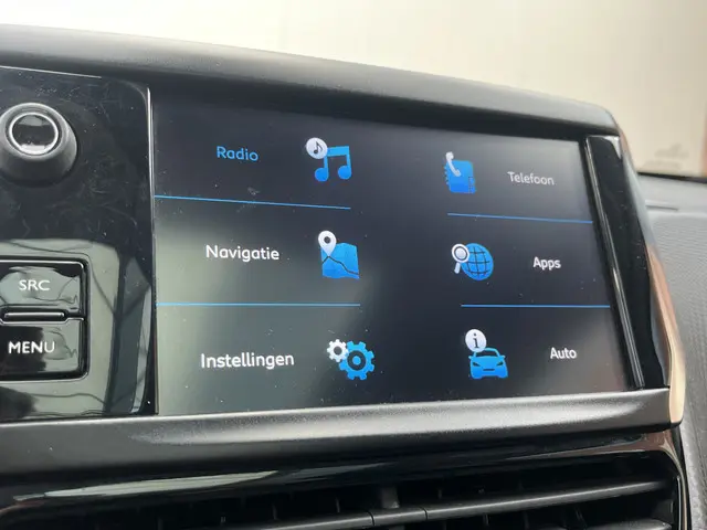 Peugeot 2008 PureTech 110 GT-line 2018 Benzine 11