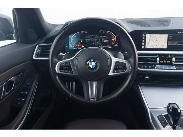 BMW 3 Serie Sedan 320i 2022 Benzine 14