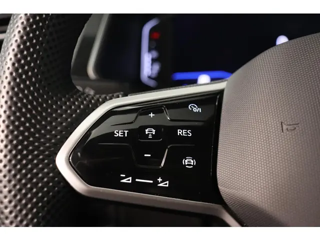 Volkswagen Tiguan 1.5 TSI R-Line 2021 Benzine 19