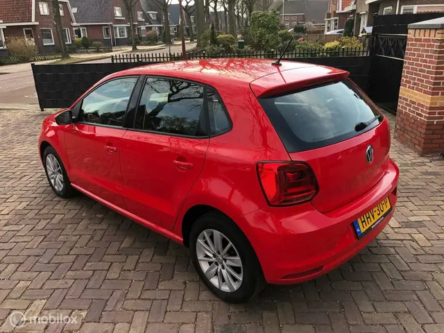 Volkswagen Polo 1.0 6C Facelift Mooie opties!! 2014 Benzine 6