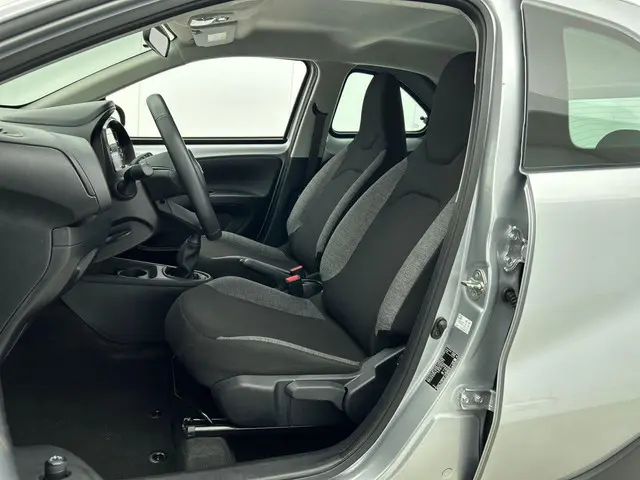 Toyota Aygo X 1.0 VVT-i MT Play 2023 Benzine 10