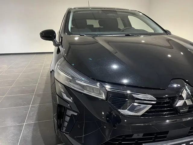 Mitsubishi Colt 1.6 HEV Intense 2026 Hybride Benzine 4