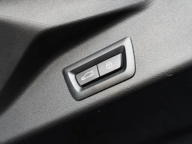 BMW X5 xDrive50e 2025 Hybride Benzine 42
